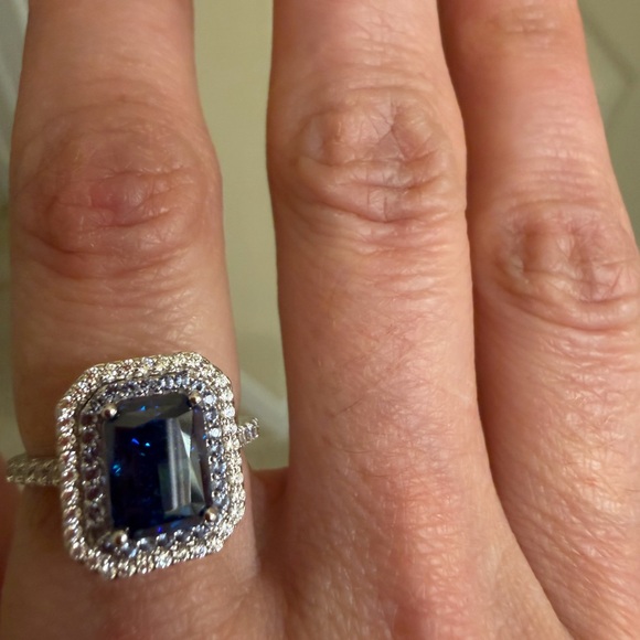 Ms Blue | ring 💍 - Picture 4 of 4